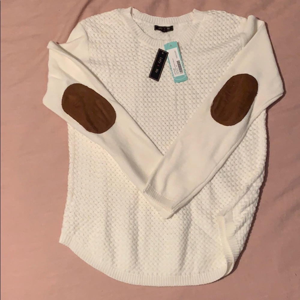 Lety & Me Josey elbow patch pullover in off white